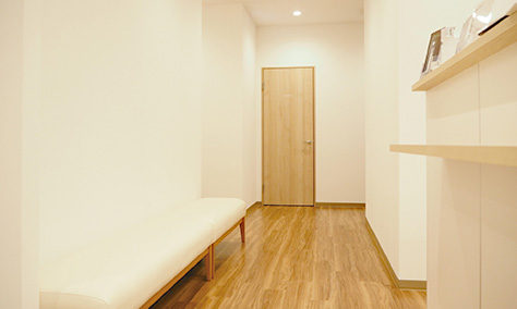 ルシアクリニック福岡天神院の待合室